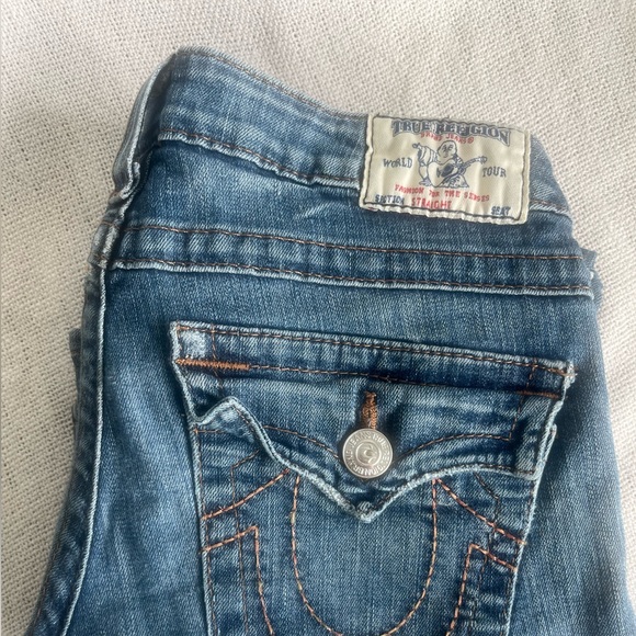 True Religion Low Rise Straight Cut Jeans Size 28 - Picture 2 of 6
